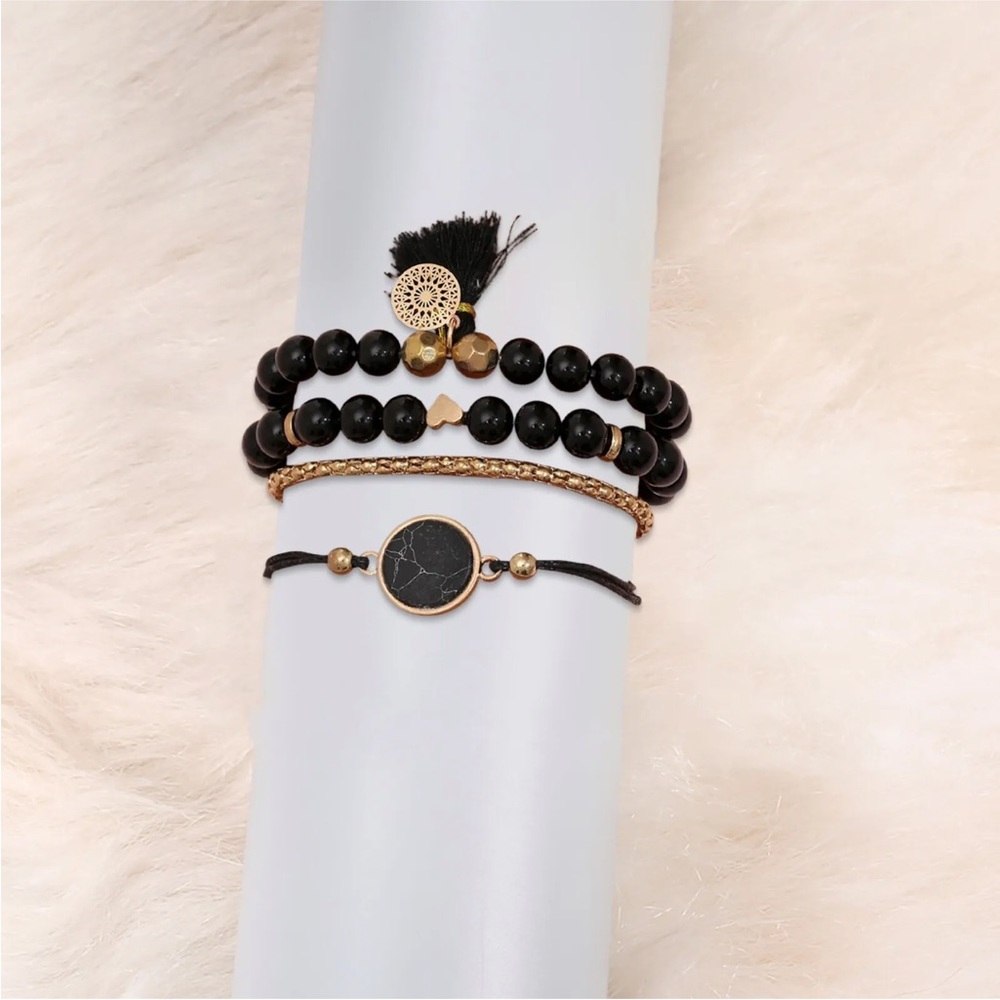 Set of 4 Jewelry Charm Bracelet For Women Of Tassel Love Bohemia Heart Bracelets